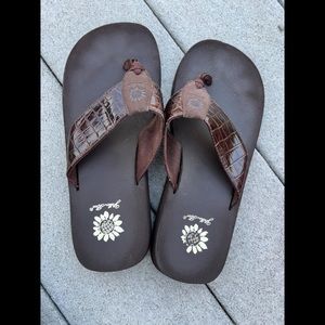 Yellow Box Women’s Flip Flops - Sandals - Size 8